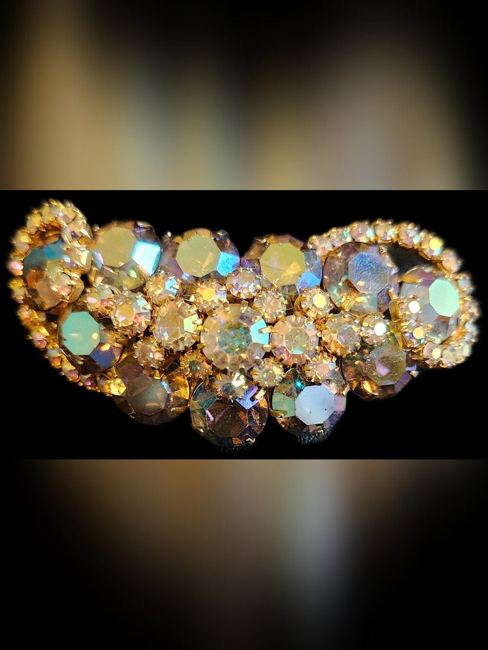 Vintage Aurora Borealis Prong-set Rhinestone Brooch